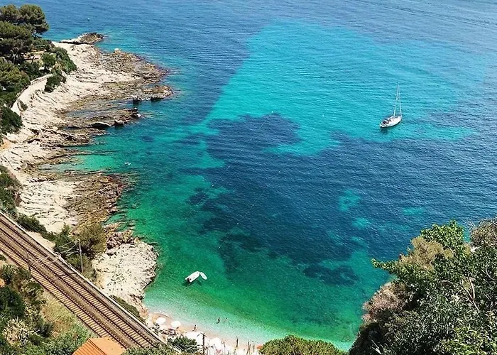 Castello Grimaldi (Liguria)