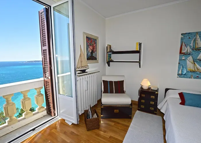 Castello Apartamento *