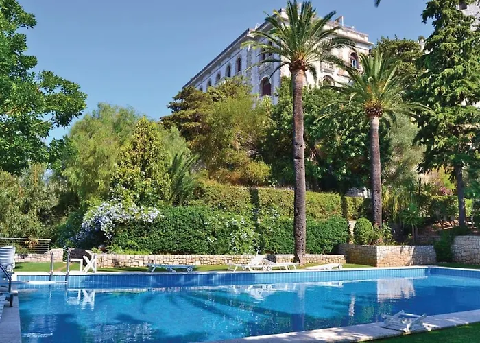 Castello * Grimaldi (Liguria)